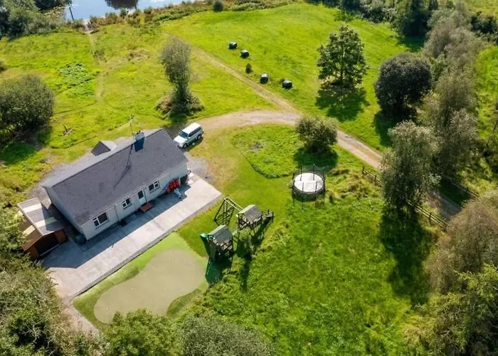 Lakeside Retreat Hébergement de vacances Carrick on Shannon