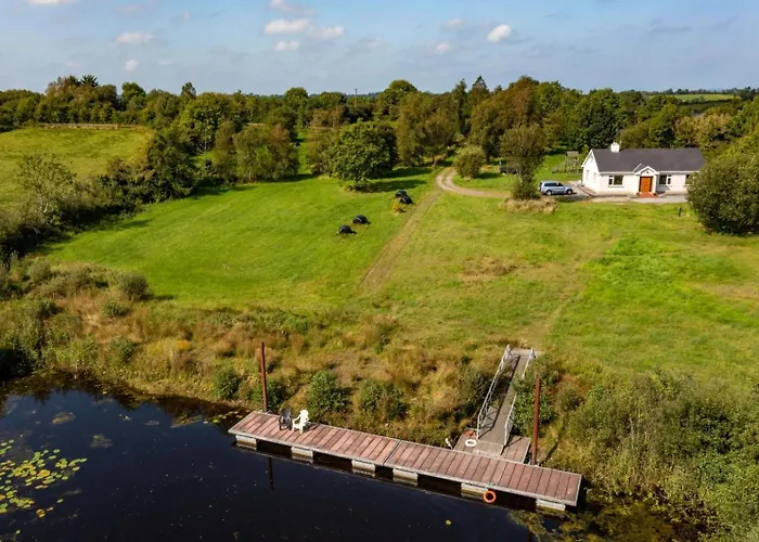 Holiday home Lakeside Retreat
